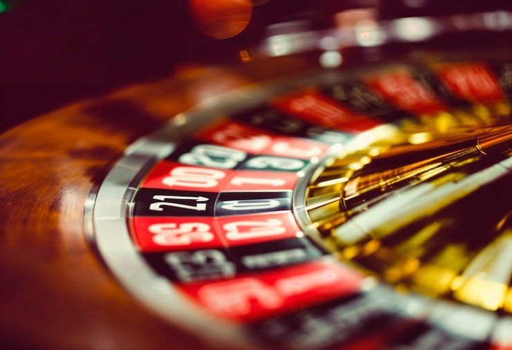 Ronde Crazy Time dengan roda berputar dan bonus interaktif di warisan 138